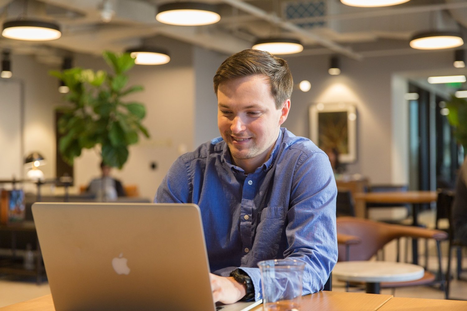 Signing in to work apps with Okta